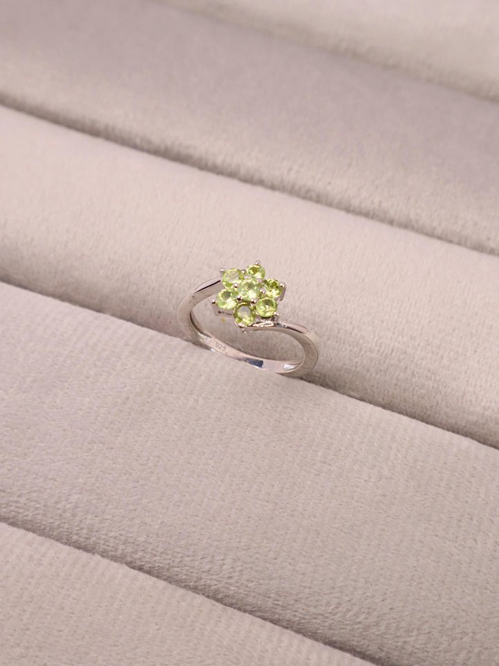 Floral Peridot Flower Ring