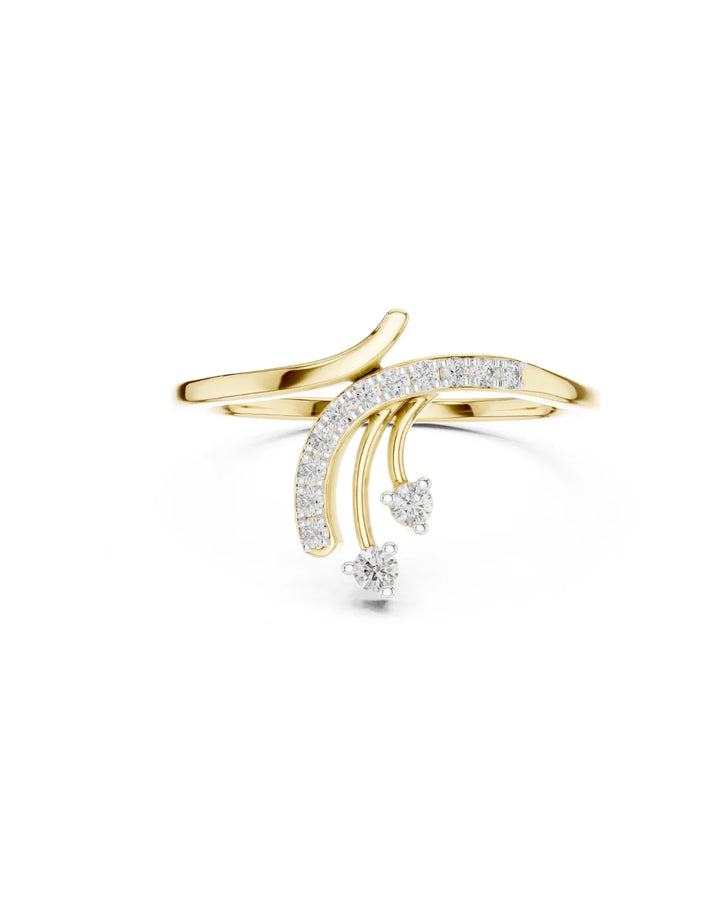 Niva Shooting Star Statement Moissanite Ring